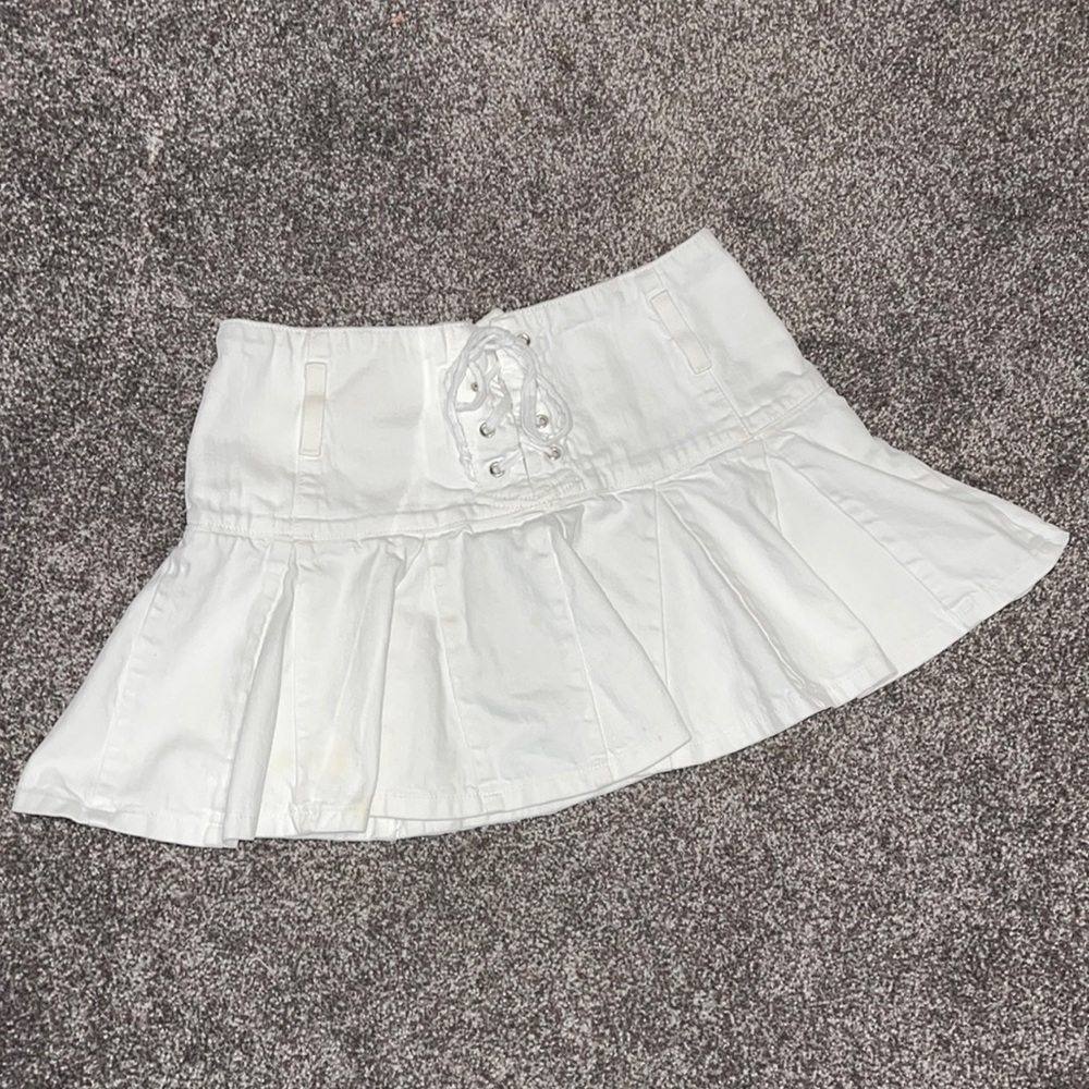 Bebe white jean skirt 26 casual dressy y2k small
